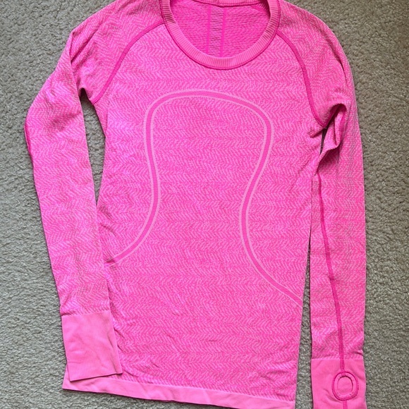 lululemon athletica Tops - Lululemon swiftly tech long sleeve shirt